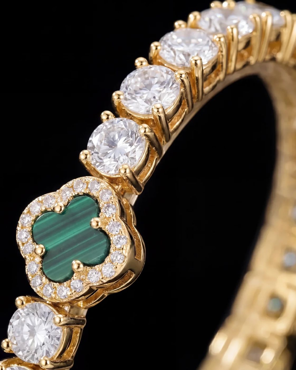 Clover Necklace | Malachite Gold