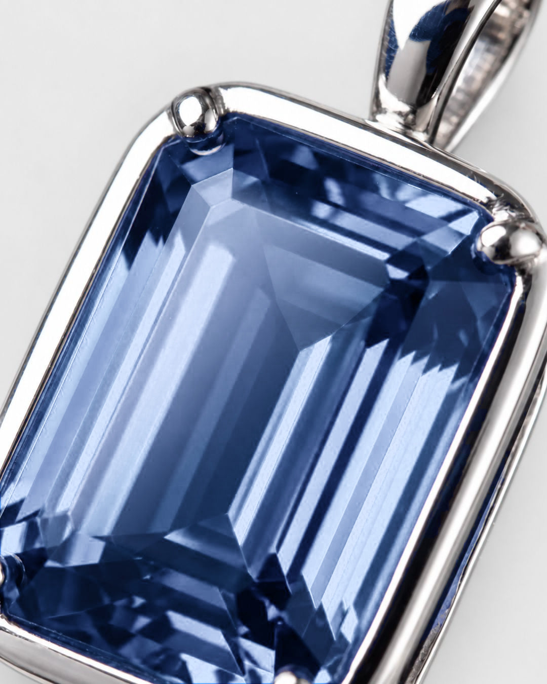 Royal Blue Pendant Necklace | 3 Carat