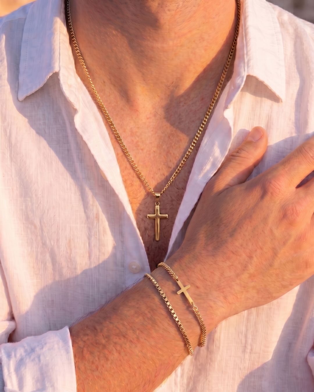 Cross Necklace | Gold