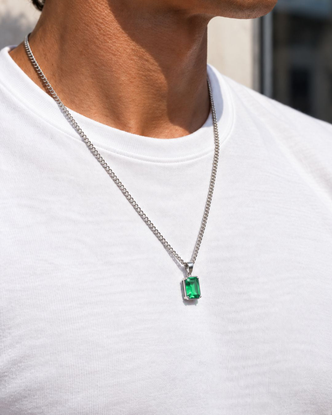 Emerald Pendant Necklace | 3 Carat