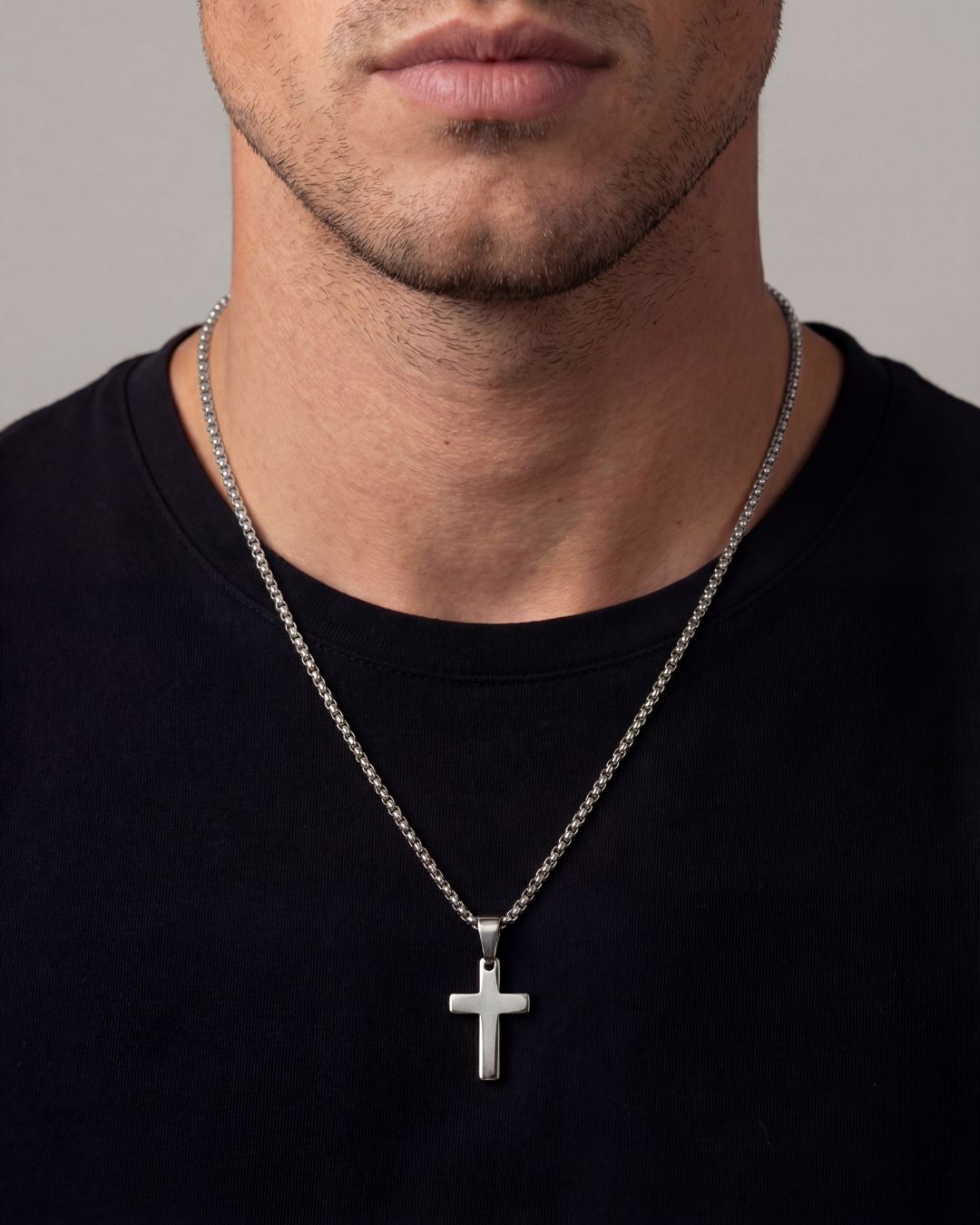 Minimal Cross Necklace | Stainless steel
