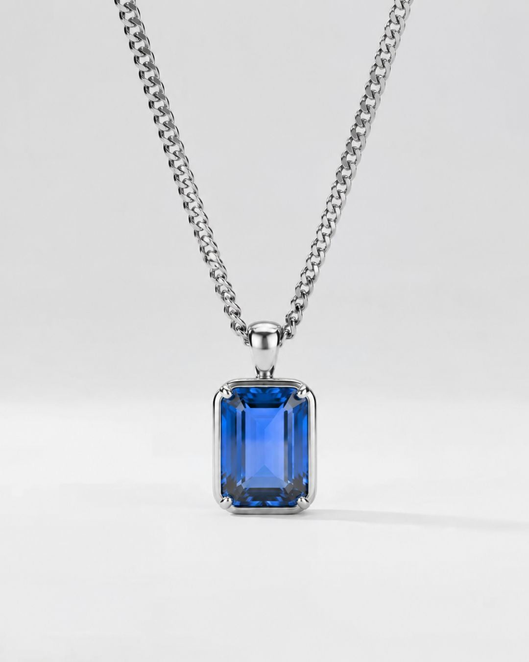 Sapphire Pendant Necklace | 3 Carat